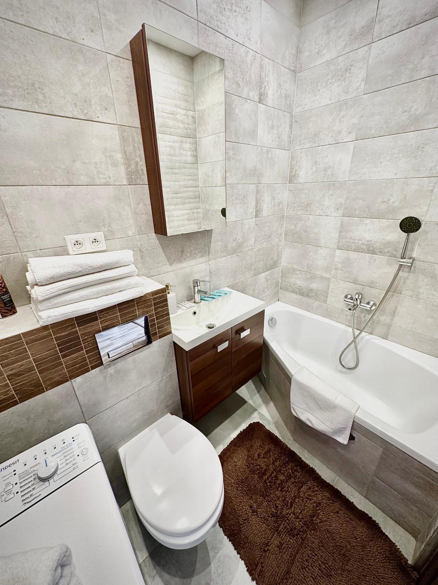 Apartament Blisko Centrum Apartment Warsaw Ngoại thất bức ảnh